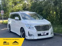 Used Nissan Elgrand 2010 White MPV