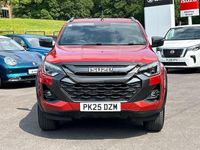 Used Isuzu D-Max 161 HP (118 kW) 2025 Orange Pickup