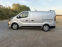 Used Renault Trafic 2017 Silver MPV