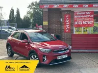 Used Kia Stonic 99 HP (72 kW) 2022 Blaze red SUV