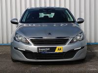 Usado Peugeot 308 Access 100 HP (73 kW) 2015 Prateado Citadino