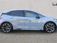 Used Cupra Born e-Boost 169 kW (231 HP) 2025 Grey Hatchback