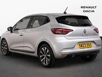 Begagnad Renault Clio V Evolution 90 HK (66 kW) 2023 Silver Halvkombi