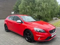 Used Volvo V40 R-Design 120 HP (88 kW) 2015 Red Hatchback