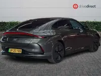 Begagnad MG IM5 216 kW (295 HK) 2026 Silver Halvkombi