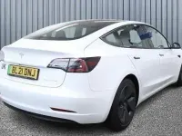 Used Tesla Model 3 Long Range AWD 366 kW (498 HP) 2021 White Sedan