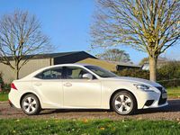 Used Lexus IS300h 223 HP (164 kW) 2014 White Sedan