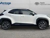 Used Toyota Yaris Cross Design 113 HP (83 kW) 2023 White SUV