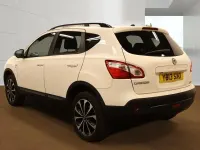 Used Nissan Qashqai 360º 117 HP (86 kW) 2013 White SUV