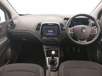 Used Renault Captur Iconic 90 HP (66 kW) 2019 Silver SUV