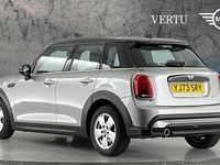 Begagnad Mini Cooper Classic 136 HK (100 kW) 2022 Silver Halvkombi