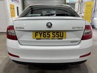 Usado Skoda Octavia GreenLine 110 HP (80 kW) 2016 Carrinha