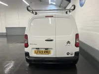 Used Citroën e-Berlingo 75 HP (55 kW) 2019 White Van