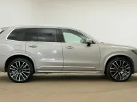 Usado Volvo XC90 Ultra 455 HP (334 kW) 2025 Prateado SUV