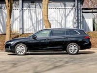 Used Skoda Superb SE Technology 204 HP (150 kW) 2025 Black Estate