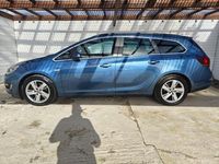 Used Vauxhall Astra SRi 165 HP (121 kW) 2014 Blue Estate