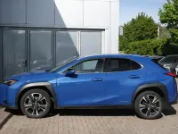 Used Lexus UX 250h 180 HP (132 kW) 2021 Blue SUV