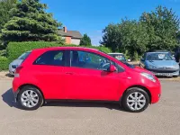Used Toyota Yaris 69 HP (50 kW) 2011 Red Hatchback