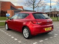 Used Seat Leon SE Dynamic 2019 Red Hatchback