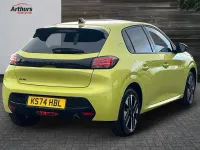 Used Peugeot 208 Allure 100 HP (73 kW) 2024 Yellow Hatchback