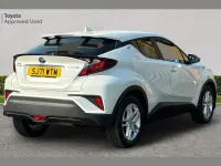 Used Toyota C-HR 122 HP (89 kW) 2021 White pearl SUV