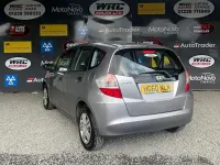 Used Honda Jazz S 90 HP (66 kW) 2010 Silver Hatchback