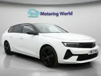 Used Vauxhall Astra S 130 HP (95 kW) 2023 White Estate