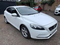 Used Volvo V40 115 HP (84 kW) 2014 White Hatchback