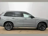 Usado Volvo XC90 Ultra 247 HP (181 kW) 2025 Cinzento SUV