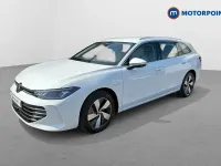 Used VW Passat Life 204 HP (150 kW) 2025 White Estate
