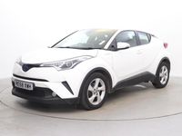 Used Toyota C-HR 122 HP (89 kW) 2019 White SUV