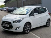 Used Hyundai ix20 SE 90 HP (66 kW) 2017 White Hatchback