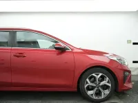 Used Kia Ceed 136 HP (100 kW) 2019 Red Hatchback