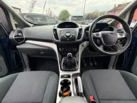 Usado Ford Grand C-Max Titanium 2011 Azul Monovolume