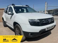 Used Dacia Duster Lauréate 110 HP (80 kW) 2015 White SUV