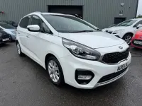 Used Kia Carens 2018 White MPV