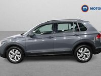 Usado VW Tiguan Life 150 HP (110 kW) 2022 Cinzento SUV