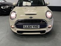 Used Mini Cooper S Hatch 192 HP (141 kW) 2014 White Hatchback