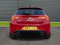 Used Alfa Romeo Giulietta 170 HP (125 kW) 2014 Red Hatchback