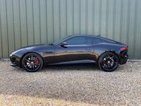 Usado Jaguar F-Type R 2014 Preto Coupé