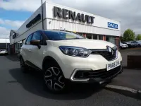Begagnad Renault Captur Iconic 90 HK (66 kW) 2018 Vit SUV