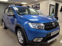 Gebraucht Dacia Sandero Stepway Ambiance 90 PS (66 kW) 2017 Blau Kleinwagen