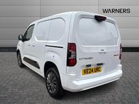 Used Citroën Berlingo 101 HP (74 kW) 2024 White MPV