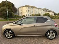 Used Peugeot 208 Allure 82 HP (60 kW) 2013 Grey Hatchback