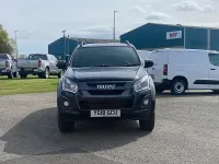 Używany Isuzu D-Max 2018 Czarny Pickup