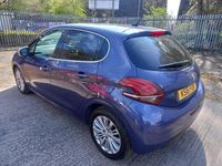 Usado Peugeot 208 Allure 2016 Azul Citadino