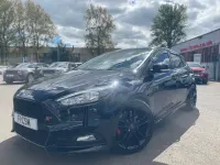 Used Ford Focus ST 250 HP (183 kW) 2017 Black Hatchback