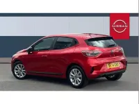 Used Renault Clio Evolution 88 HP (64 kW) 2024 Red Hatchback