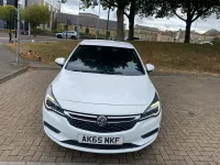 Used Vauxhall Astra SRi 2015 White Hatchback