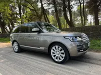 Usado Land Rover Range Rover Vogue SE 339 CV (249 kW) 2018 Plateado SUV